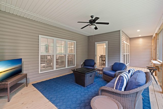 195 Fredonia Farm Road, Dunlap, TN 37327
