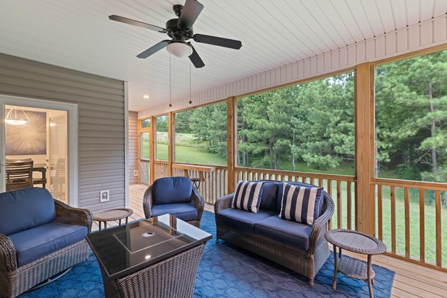 195 Fredonia Farm Road, Dunlap, TN 37327