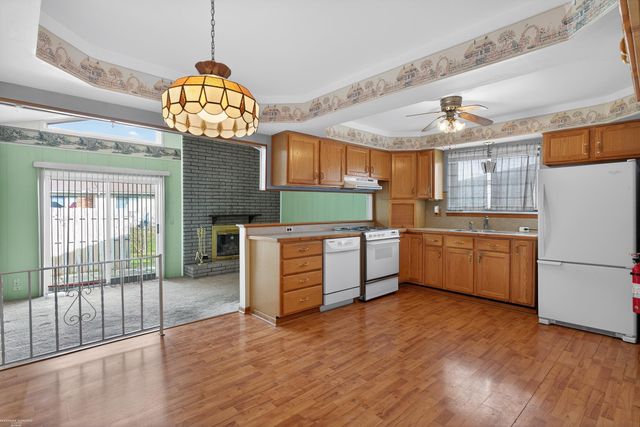 13627 Beth Drive, Warren, MI 48088