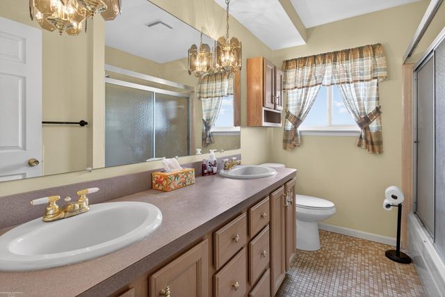 13627 Beth Drive, Warren, MI 48088