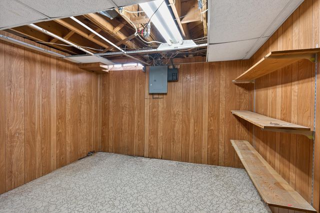 13627 Beth Drive, Warren, MI 48088