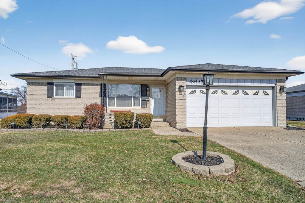 13627 Beth Drive, Warren, MI 48088