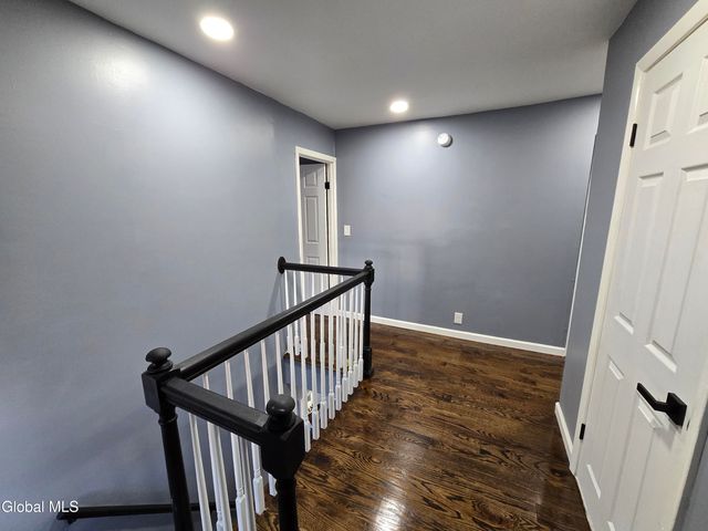 910 Gerling Street, Schenectady, NY 12308