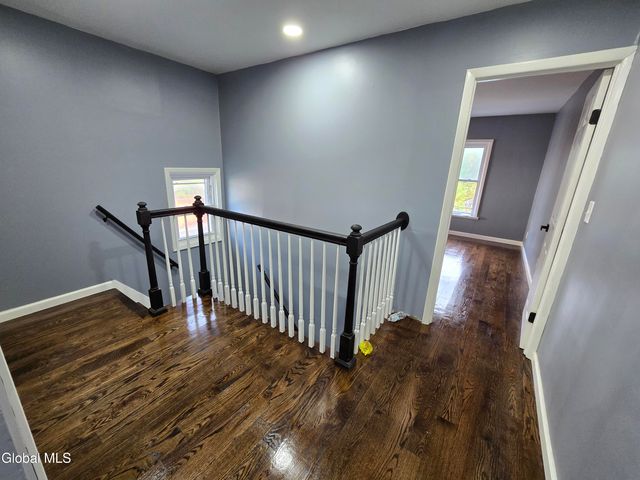 910 Gerling Street, Schenectady, NY 12308