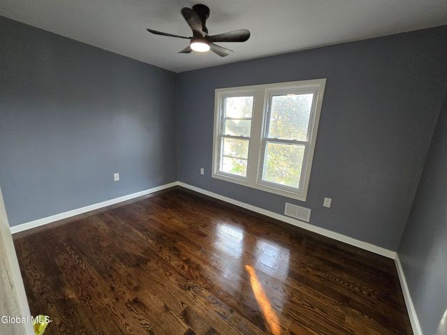 910 Gerling Street, Schenectady, NY 12308