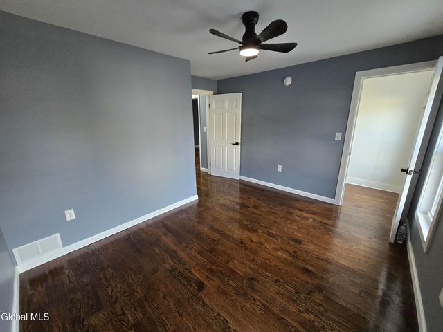 910 Gerling Street, Schenectady, NY 12308