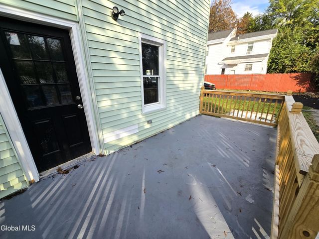 910 Gerling Street, Schenectady, NY 12308