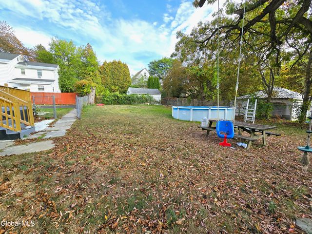 910 Gerling Street, Schenectady, NY 12308