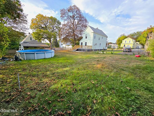 910 Gerling Street, Schenectady, NY 12308