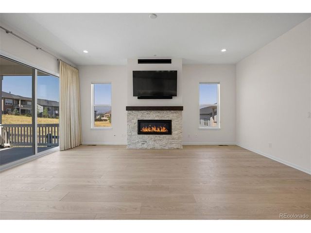 820 Bahia Pt, Castle Rock, CO 80104