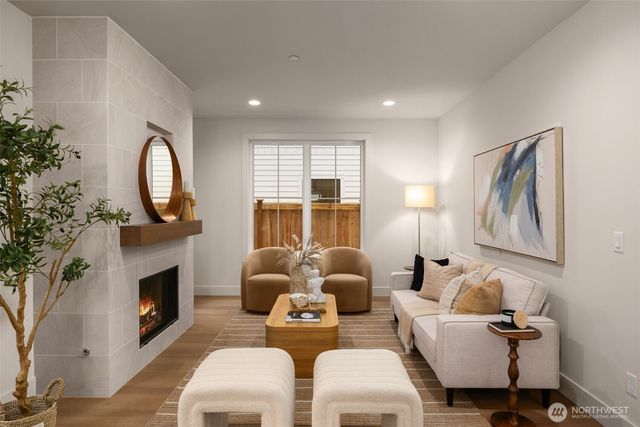 10618 NE 54th Lane, Kirkland, WA 98033