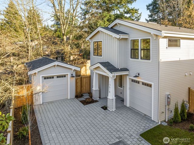 10618 NE 54th Lane, Kirkland, WA 98033