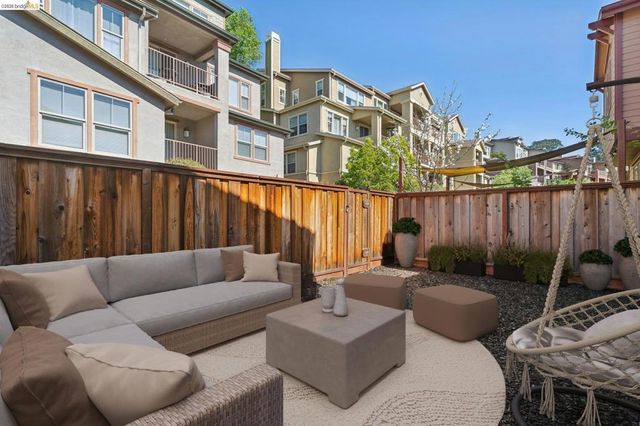 6280 Rocky Point Ct, Oakland, CA 94605