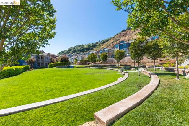 6280 Rocky Point Ct, Oakland, CA 94605