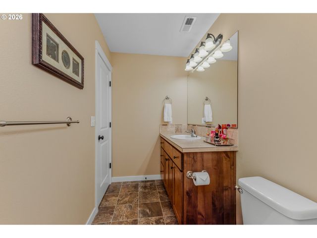 5710 Ne 62ND St, Vancouver, WA 98661