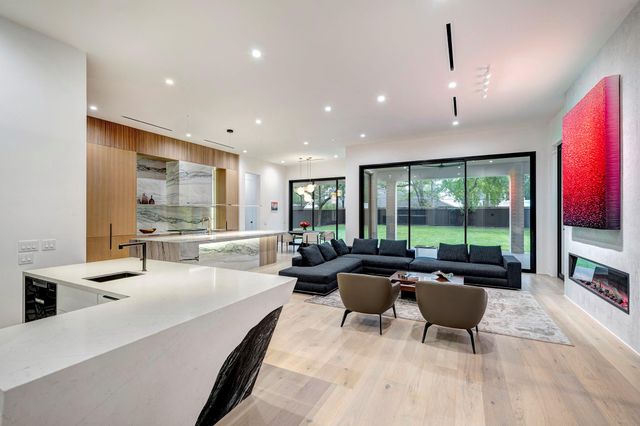 12511 Overcup Drive, Houston, TX 77024