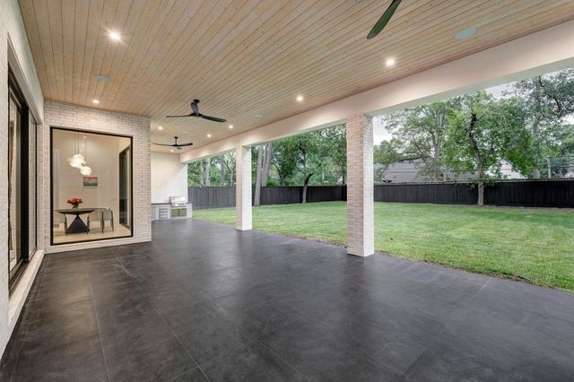 12511 Overcup Drive, Houston, TX 77024