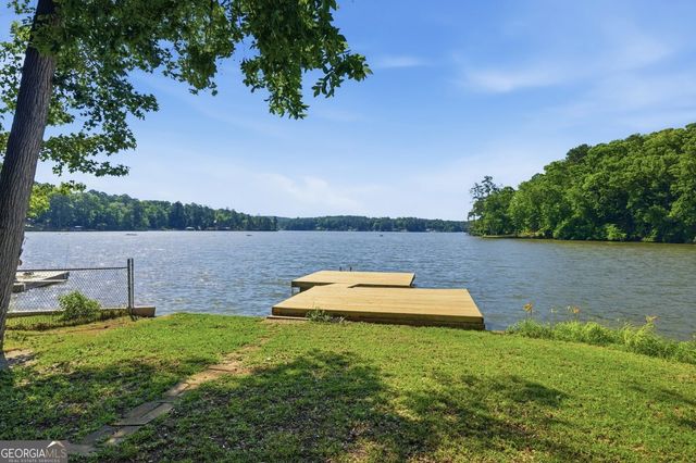 230 Arrow Point Road, Jackson, GA 30233