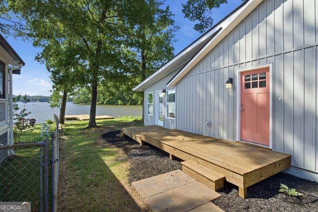 230 Arrow Point Road, Jackson, GA 30233