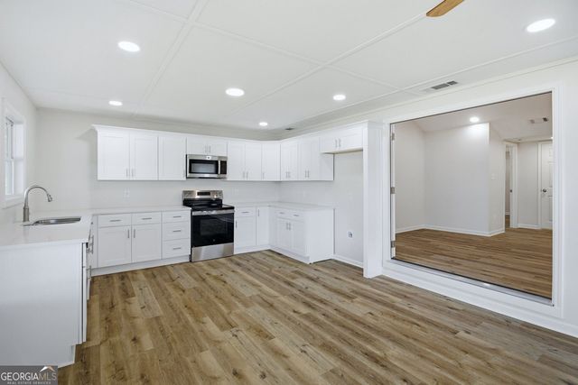 230 Arrow Point Road, Jackson, GA 30233
