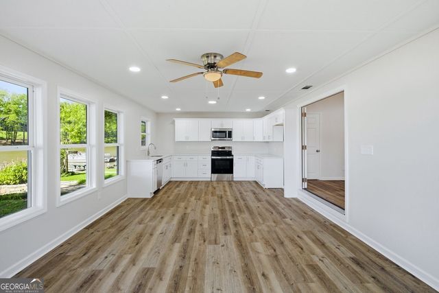 230 Arrow Point Road, Jackson, GA 30233