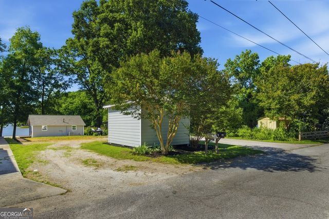 230 Arrow Point Road, Jackson, GA 30233