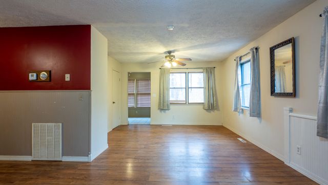 204 County Road 339, Alton, MO 65606