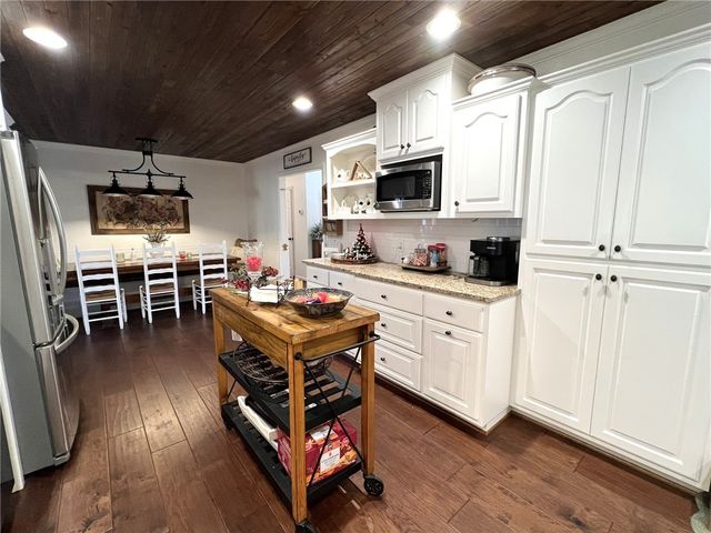 199 Lake Forest Circle, Easley, SC 29642