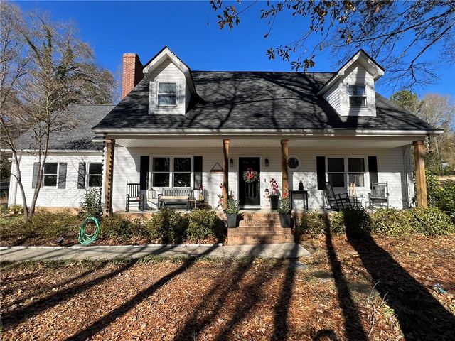 199 Lake Forest Circle, Easley, SC 29642