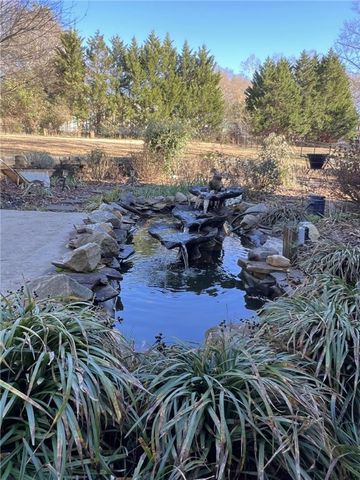 199 Lake Forest Circle, Easley, SC 29642