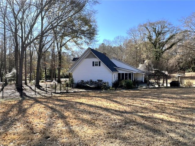 199 Lake Forest Circle, Easley, SC 29642