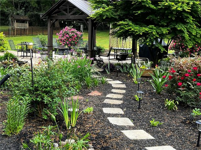 199 Lake Forest Circle, Easley, SC 29642