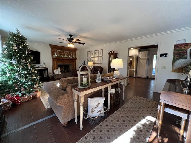 199 Lake Forest Circle, Easley, SC 29642