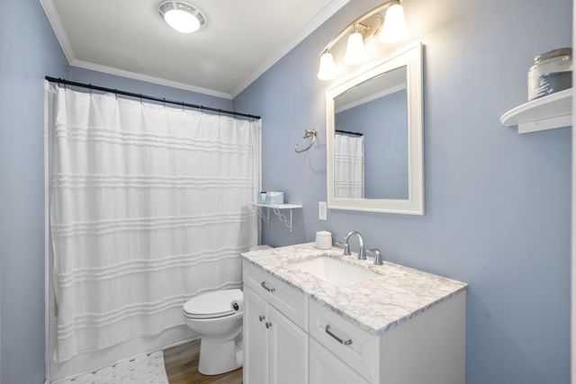 2962 E 850 N, La Porte, IN 46350