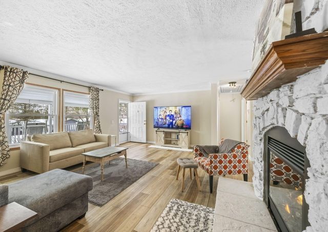 2962 E 850 N, La Porte, IN 46350