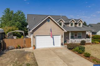 896 29th Av, Sweet Home, OR 97386