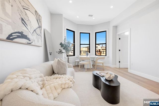 2602 Palisade Avenue, Weehawken, NJ 07086