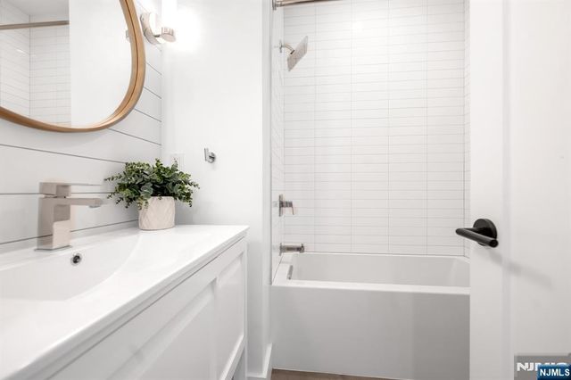 2602 Palisade Avenue, Weehawken, NJ 07086