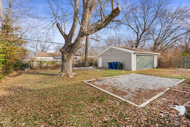6718 Brookhaven Drive, Lawrence, IN 46226