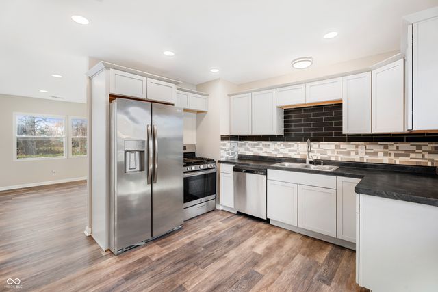 6718 Brookhaven Drive, Lawrence, IN 46226