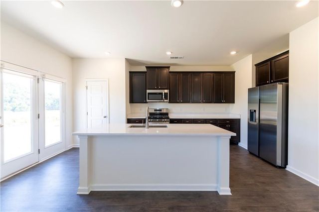 31 Briarwood Drive, Dawsonville, GA 30534