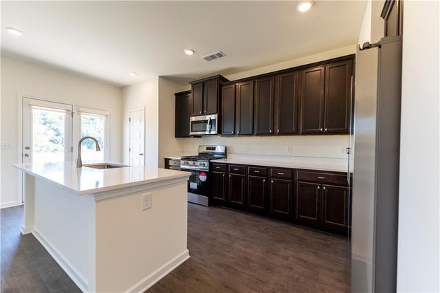31 Briarwood Drive, Dawsonville, GA 30534