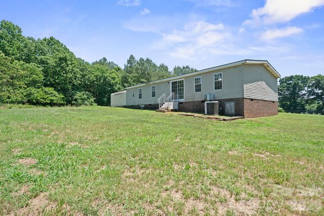 153 Wild Cherry Drive, Statesville, NC 28625