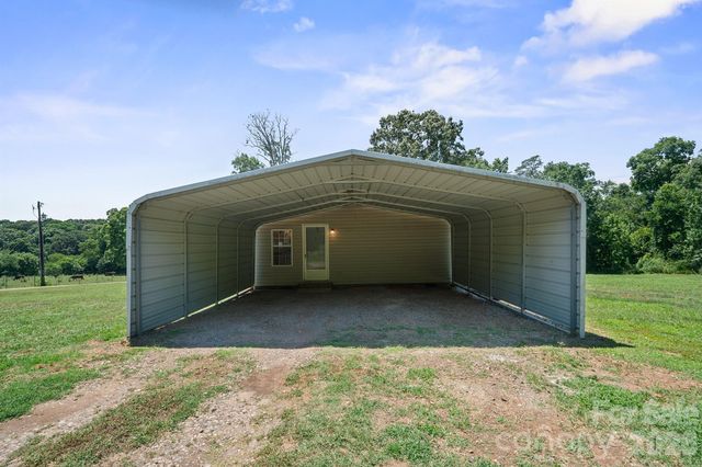 153 Wild Cherry Drive, Statesville, NC 28625