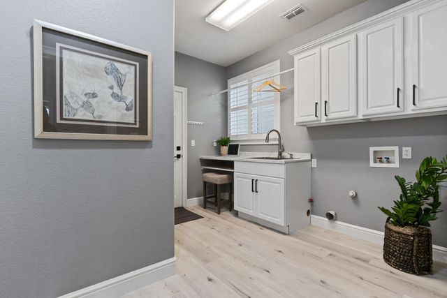 1589 Vista Ridge Way, Roseville, CA 95661
