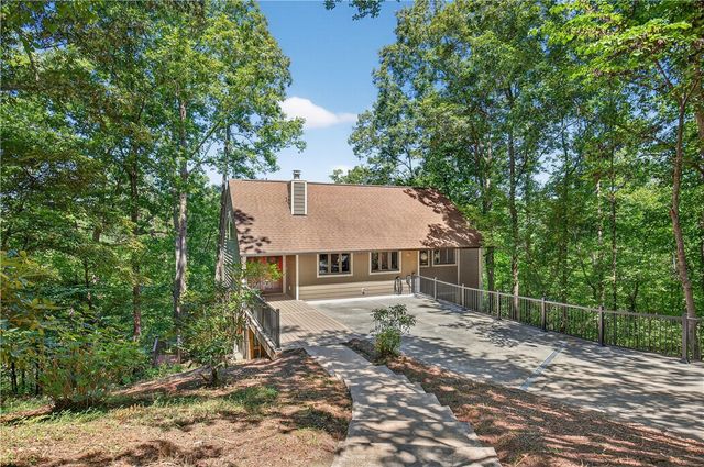 44 Channel Lane, Salem, SC 29676