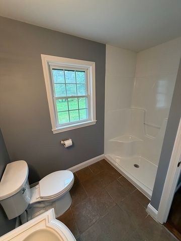16 Warfield St, Hopedale, MA 01747