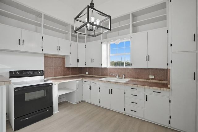 264 CR 3522 Cr, Orange Grove, TX 78372