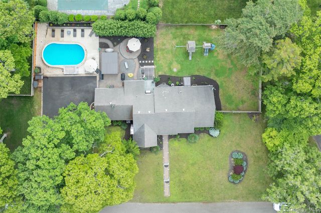 115 Shore Road, Patchogue, NY 11772
