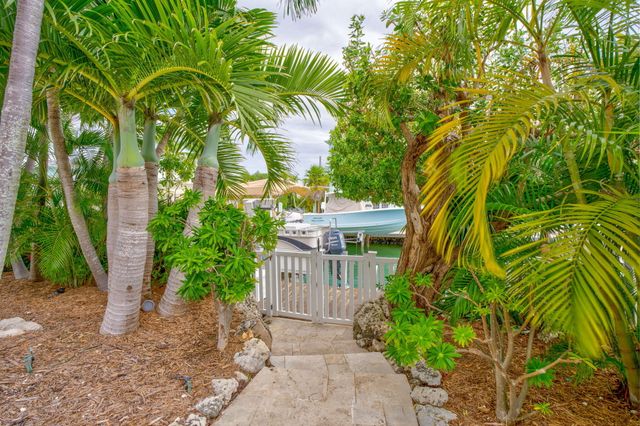 1147 Flagship Drive, Summerland Key, FL 33042